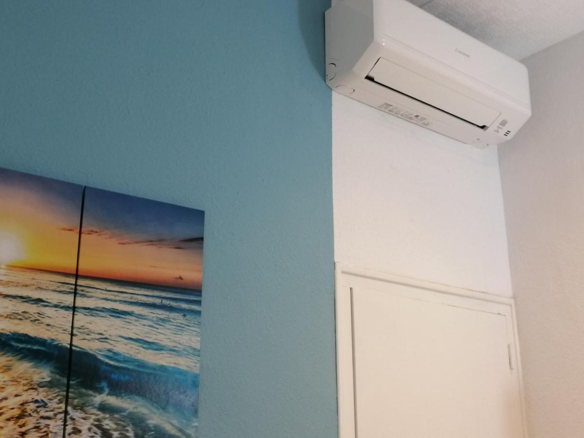 Pension Bertolin Barcelona Bagian luar foto